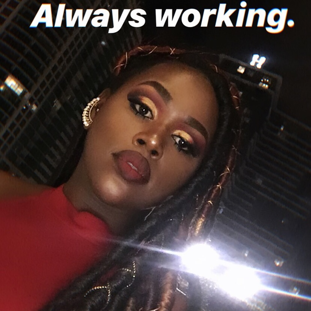 🌻Meet your Posher, Bre🌻